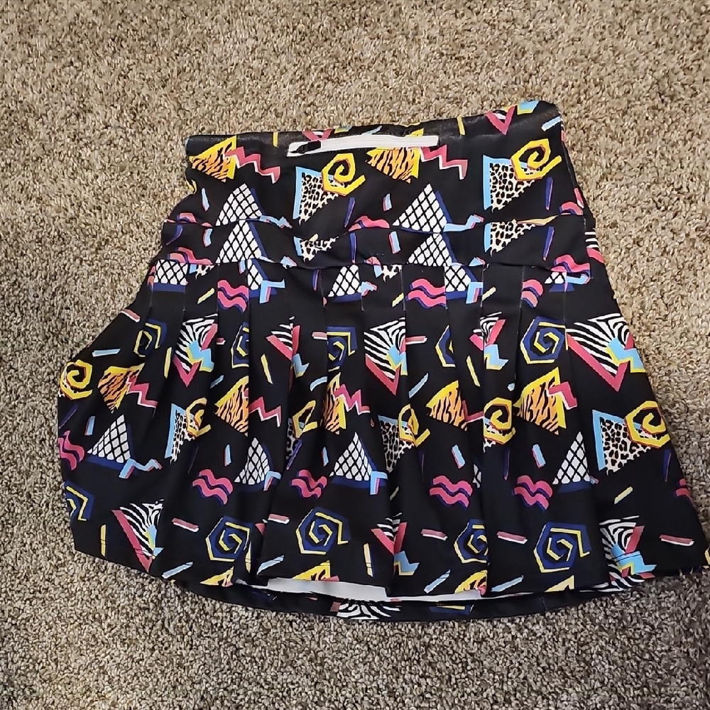 Colorful Geometric Patterned Skirt - Picture 3 of 4